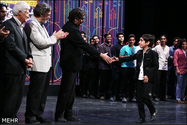 دهمین جشنواره موسیقی جوان